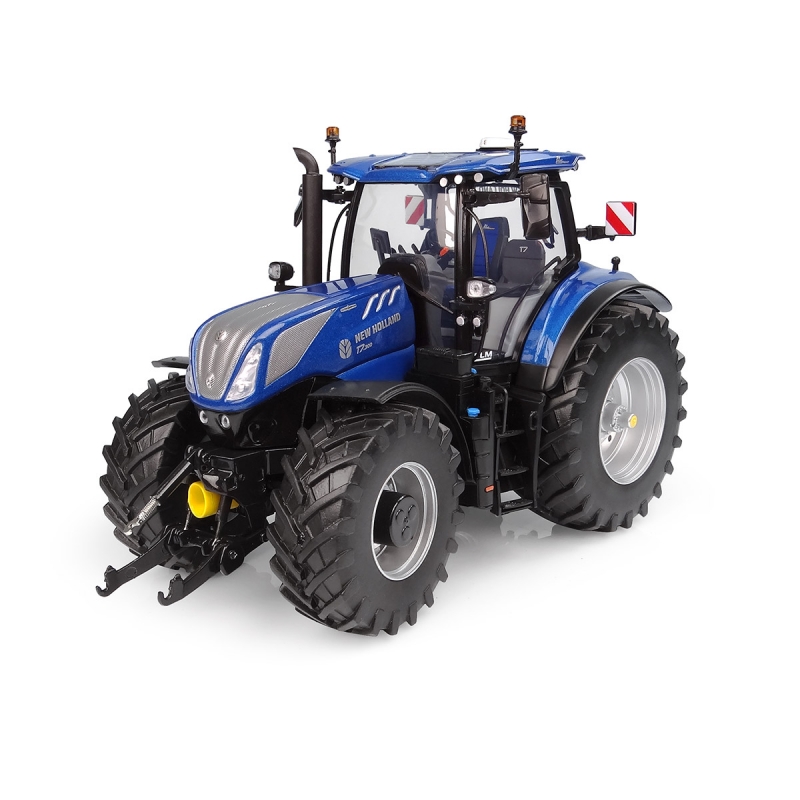 Universal Hobbies 1:32 Scale New Holland T7.300 